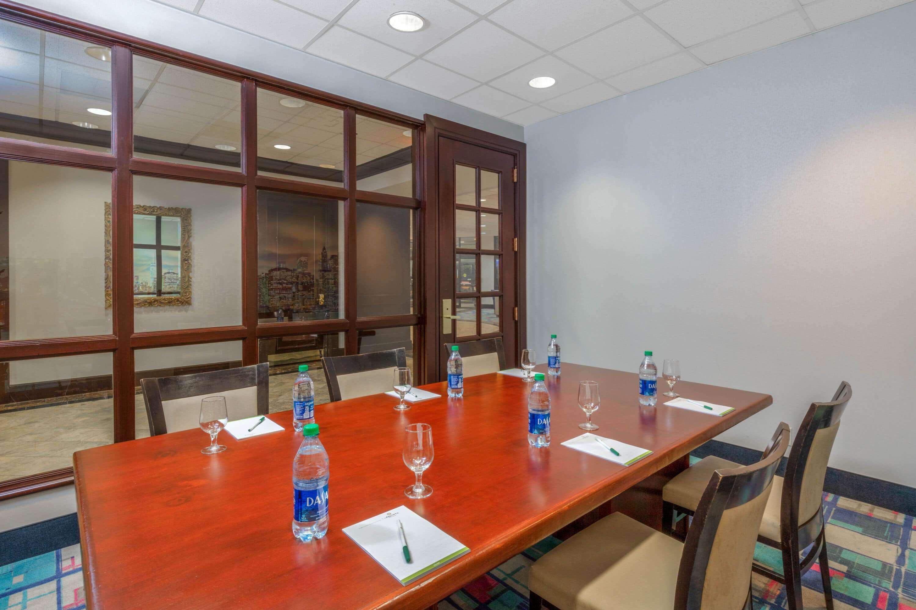 La Quinta By Wyndham Secaucus Meadowlands Ξενοδοχείο Εξωτερικό φωτογραφία